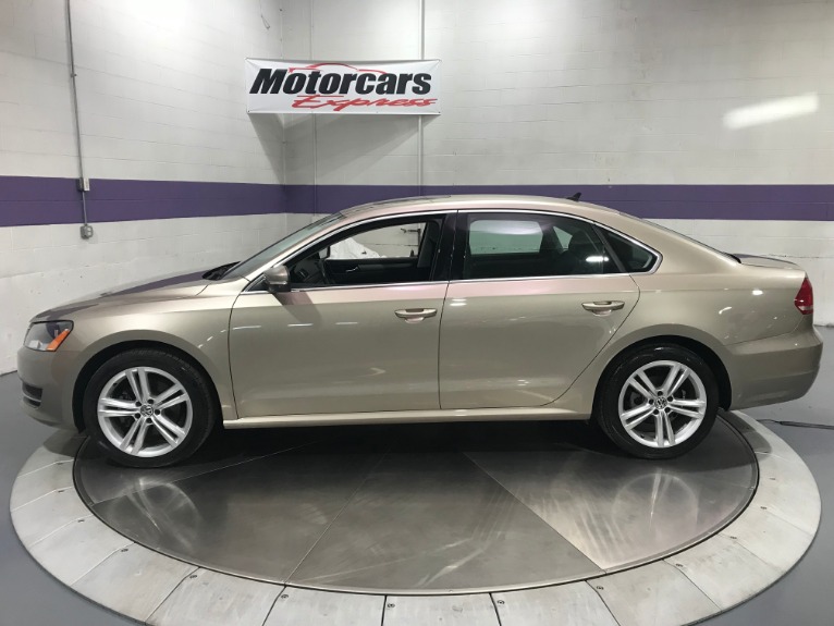 Used-2015-Volkswagen-Passat-TDI-SE-4dr-Sedan-6A-w/Sunroof