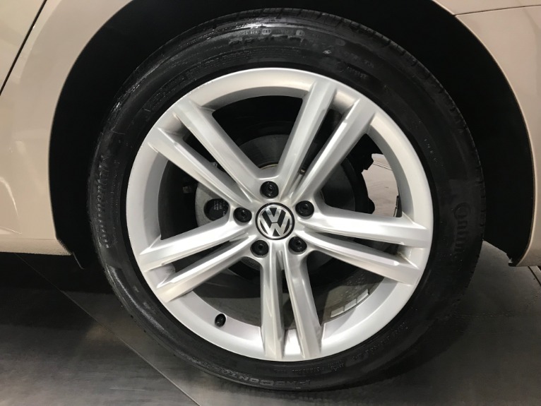 Used-2015-Volkswagen-Passat-TDI-SE-4dr-Sedan-6A-w/Sunroof