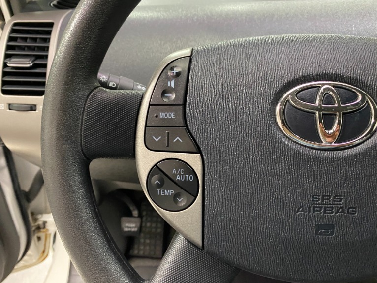 Used-2009-Toyota-Prius-Touring-Hybrid