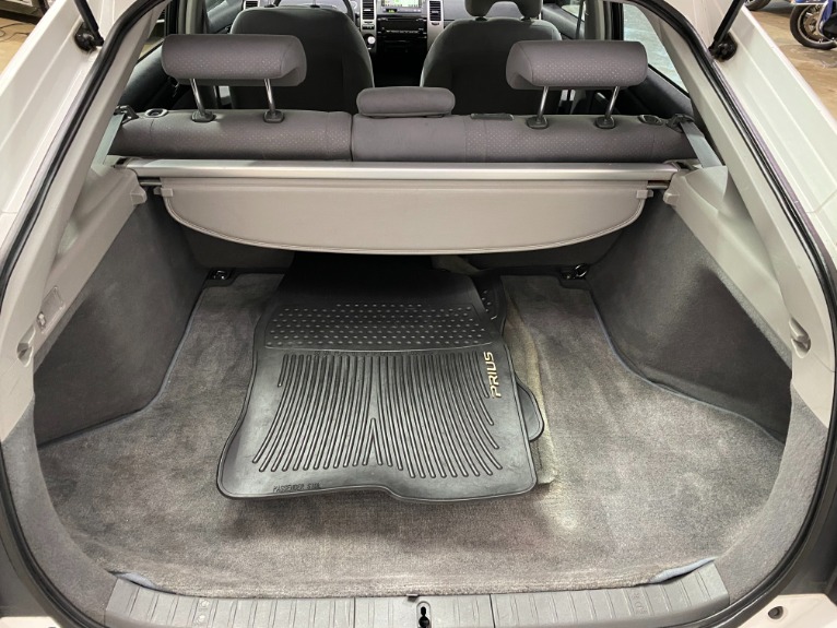 Used-2009-Toyota-Prius-Touring-Hybrid