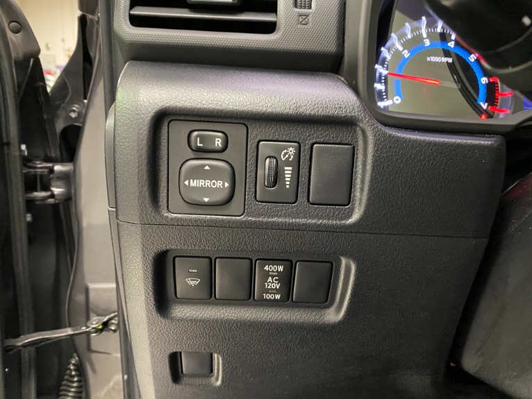 Used-2018-Toyota-4Runner-SR5-4X4