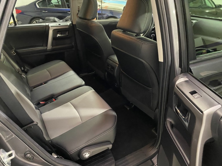 Used-2018-Toyota-4Runner-SR5-4X4