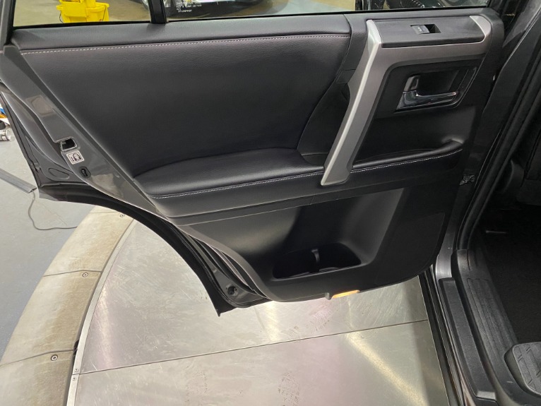 Used-2018-Toyota-4Runner-SR5-4X4