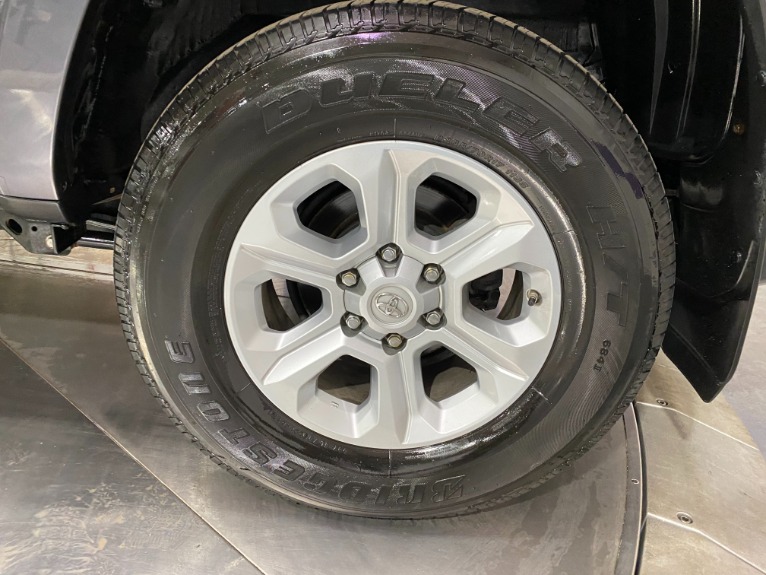 Used-2018-Toyota-4Runner-SR5-4X4
