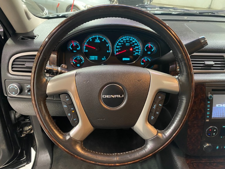 Used-2014-GMC-Yukon-Denali-AWD
