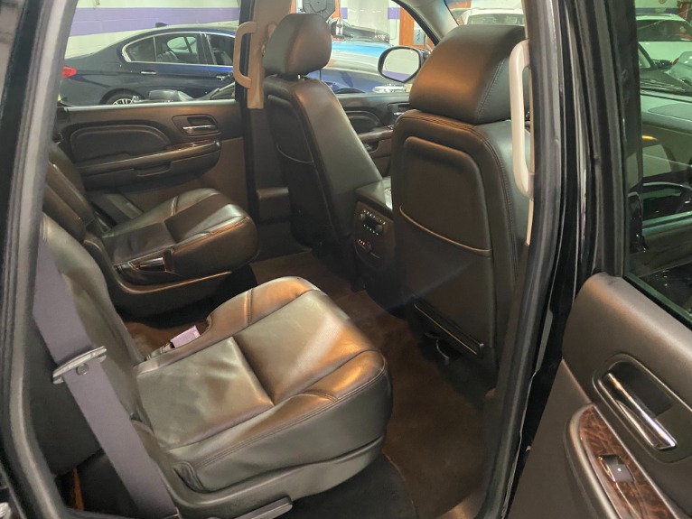 Used-2014-GMC-Yukon-Denali-AWD