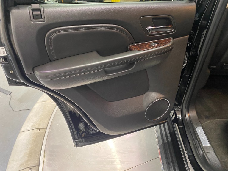 Used-2014-GMC-Yukon-Denali-AWD