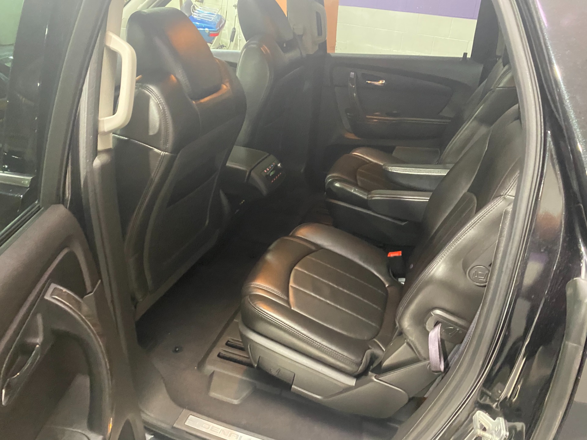 Used-2012-GMC-Acadia-Denali-AWD