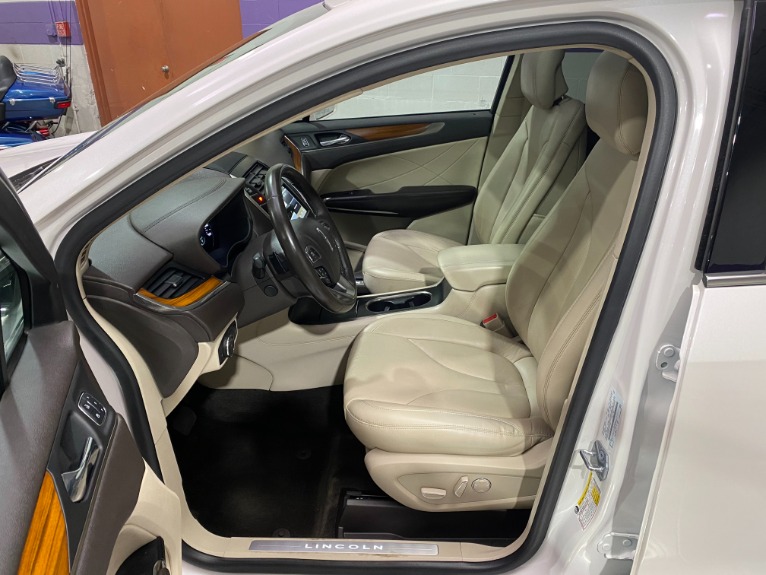 Used-2018-Lincoln-MKC-Select-AWD