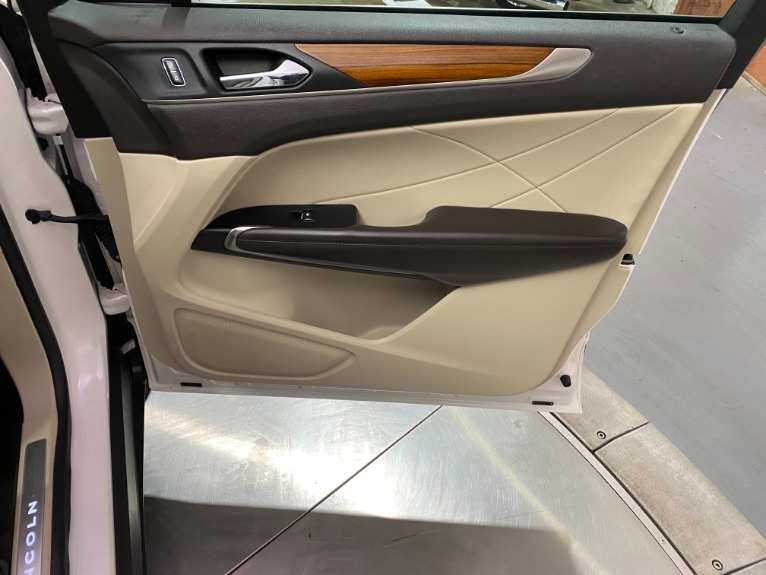 Used-2018-Lincoln-MKC-Select-AWD