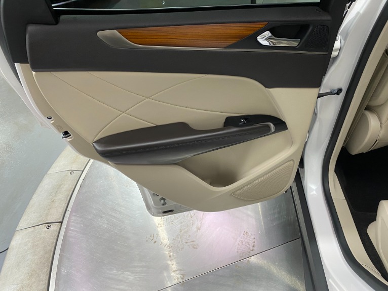 Used-2018-Lincoln-MKC-Select-AWD