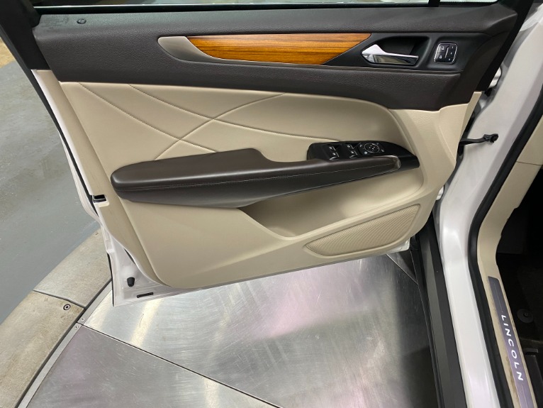 Used-2018-Lincoln-MKC-Select-AWD