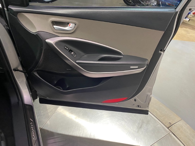 Used-2014-Hyundai-Santa-Fe-Limited-FWD