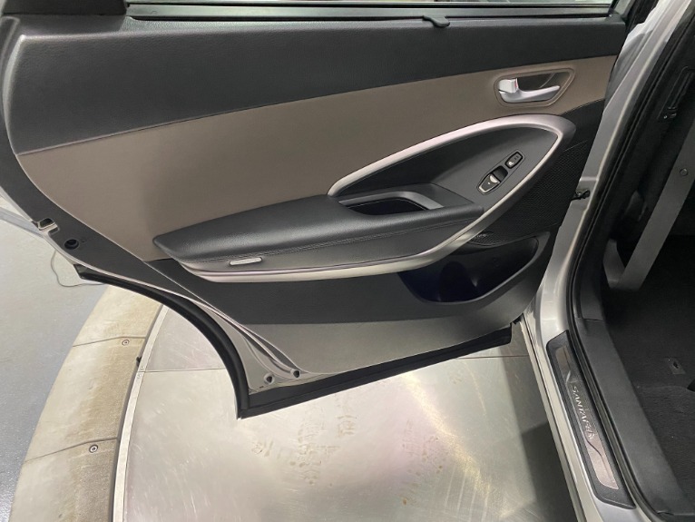 Used-2014-Hyundai-Santa-Fe-Limited-FWD