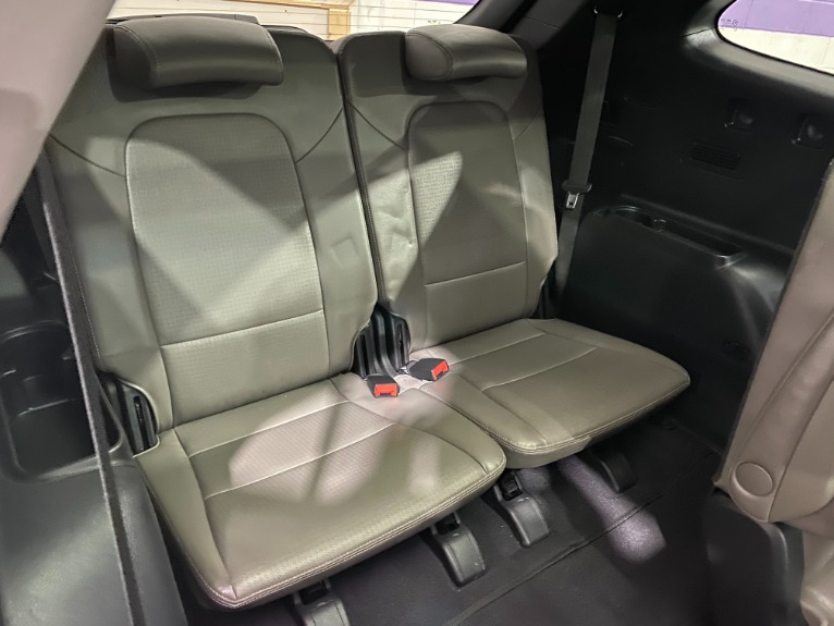 Used-2014-Hyundai-Santa-Fe-Limited-FWD