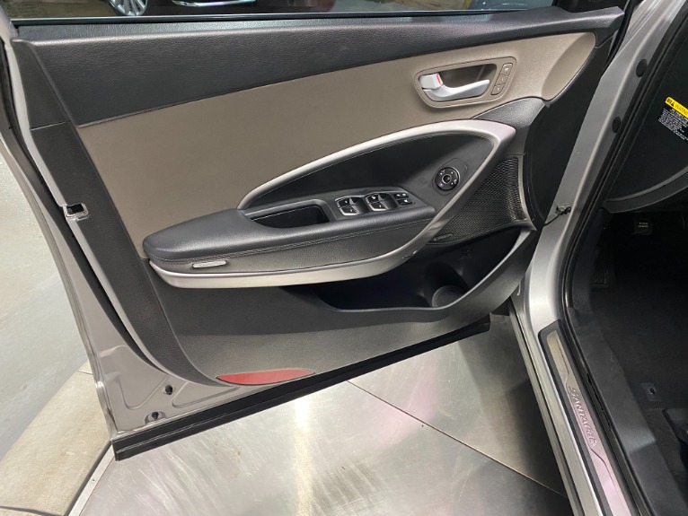 Used-2014-Hyundai-Santa-Fe-Limited-FWD