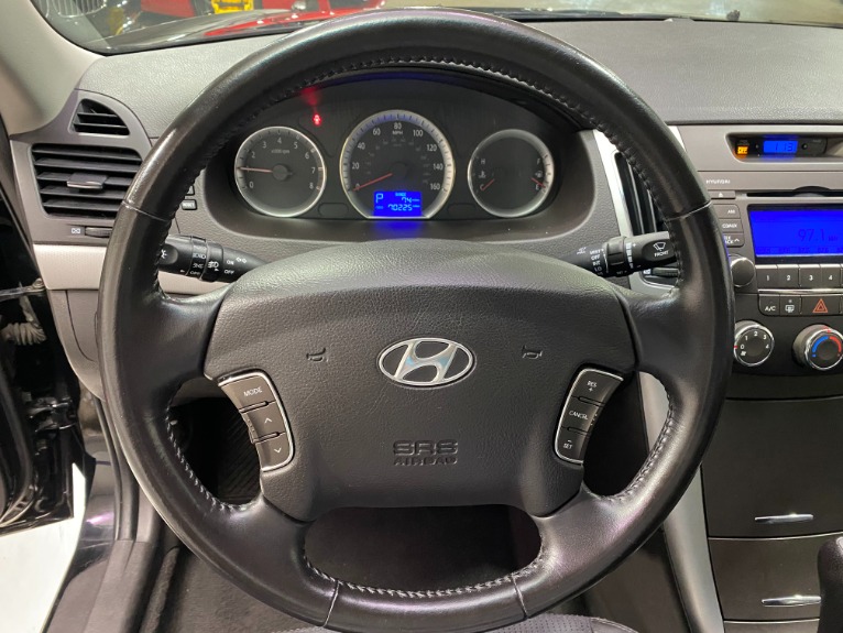 Used-2009-Hyundai-Sonata-SE