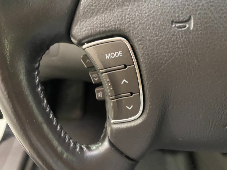 Used-2009-Hyundai-Sonata-SE