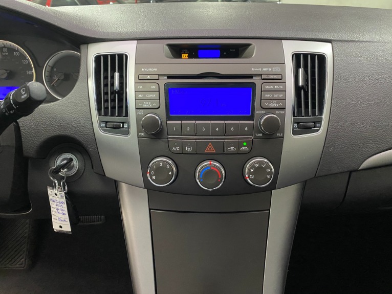 Used-2009-Hyundai-Sonata-SE