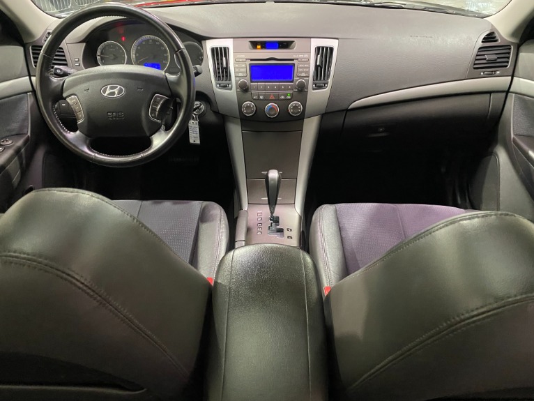 Used-2009-Hyundai-Sonata-SE