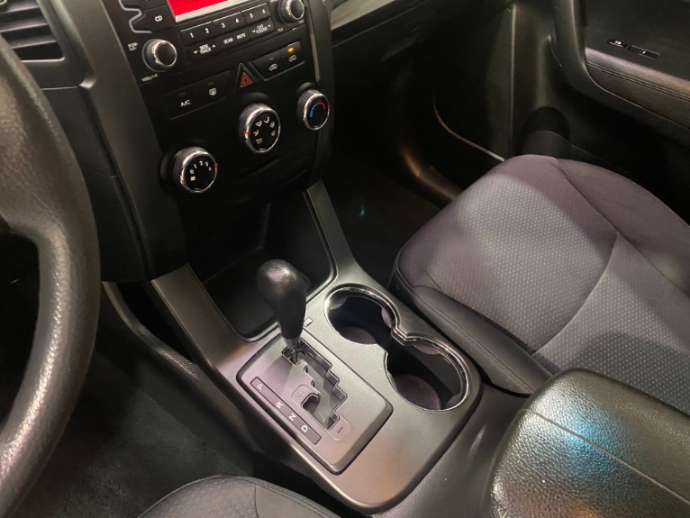 Used-2011-Kia-Sorento-FWD