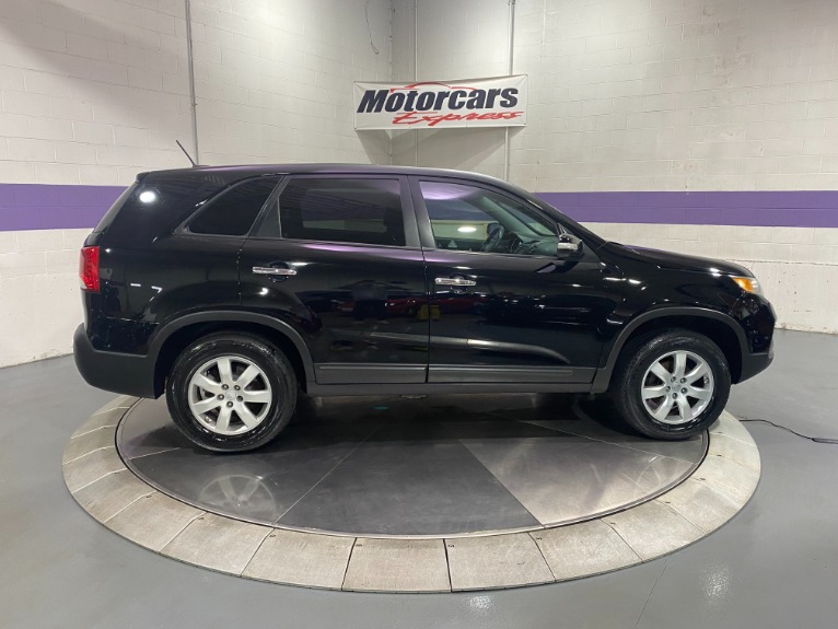 Used-2011-Kia-Sorento-FWD