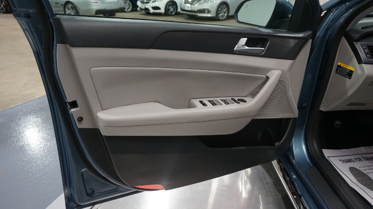 Used-2015-Hyundai-Sonata-Sport