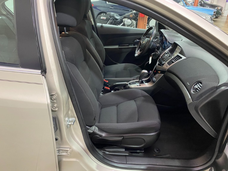 Used-2014-Chevrolet-Cruze-1LT-Auto