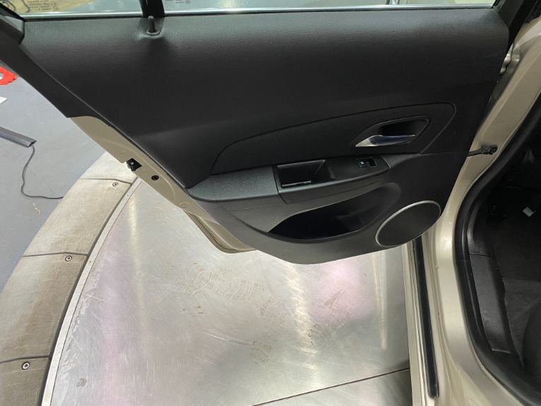 Used-2014-Chevrolet-Cruze-1LT-Auto