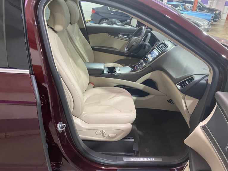 Used-2018-Lincoln-MKX-Reserve