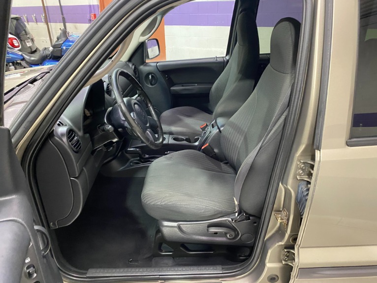 Used-2003-Jeep-Liberty-Sport-4WD