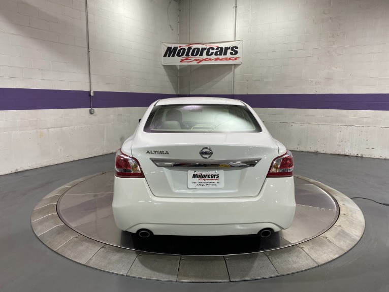 Used-2013-Nissan-Altima-25-FWD