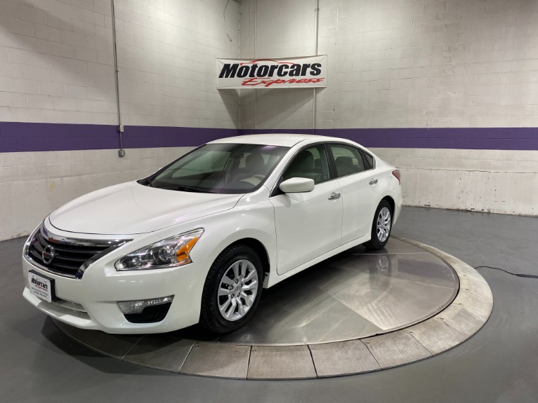 Used-2013-Nissan-Altima-25-FWD