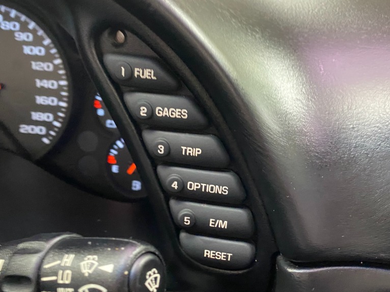 Used-2004-Chevrolet-Corvette-Convertible