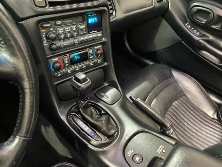 Used-2004-Chevrolet-Corvette-Convertible