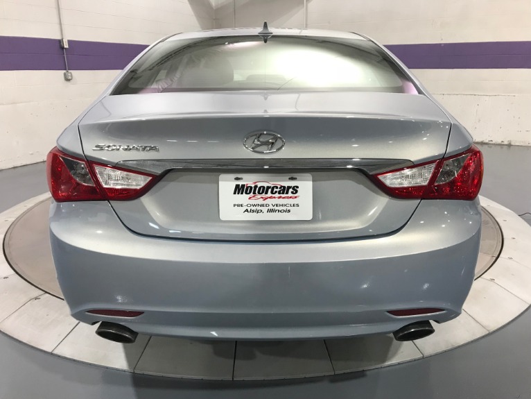 Used-2012-Hyundai-Sonata-SE