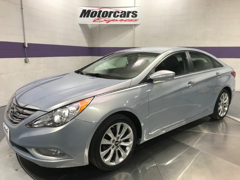 Used-2012-Hyundai-Sonata-SE