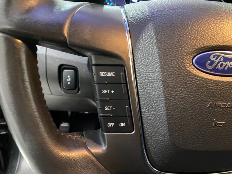 Used-2011-Ford-Taurus-Limited-FWD