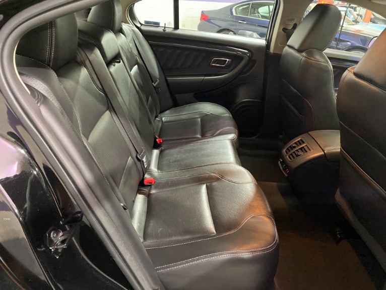 Used-2011-Ford-Taurus-Limited-FWD
