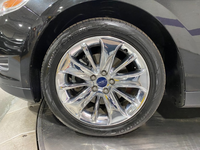 Used-2011-Ford-Taurus-Limited-FWD