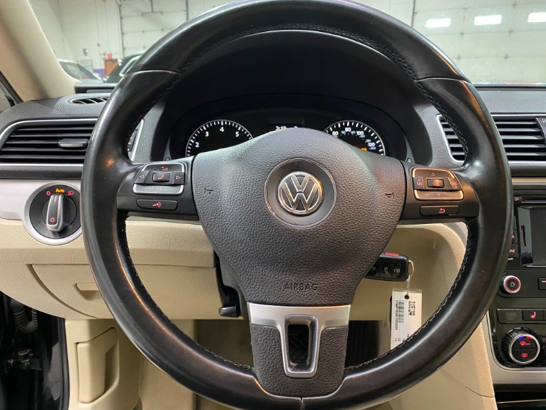 Used-2012-Volkswagen-Passat-SE-PZEV-FWD
