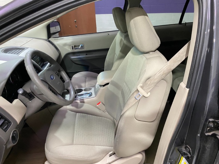 Used-2007-Ford-Edge-SE