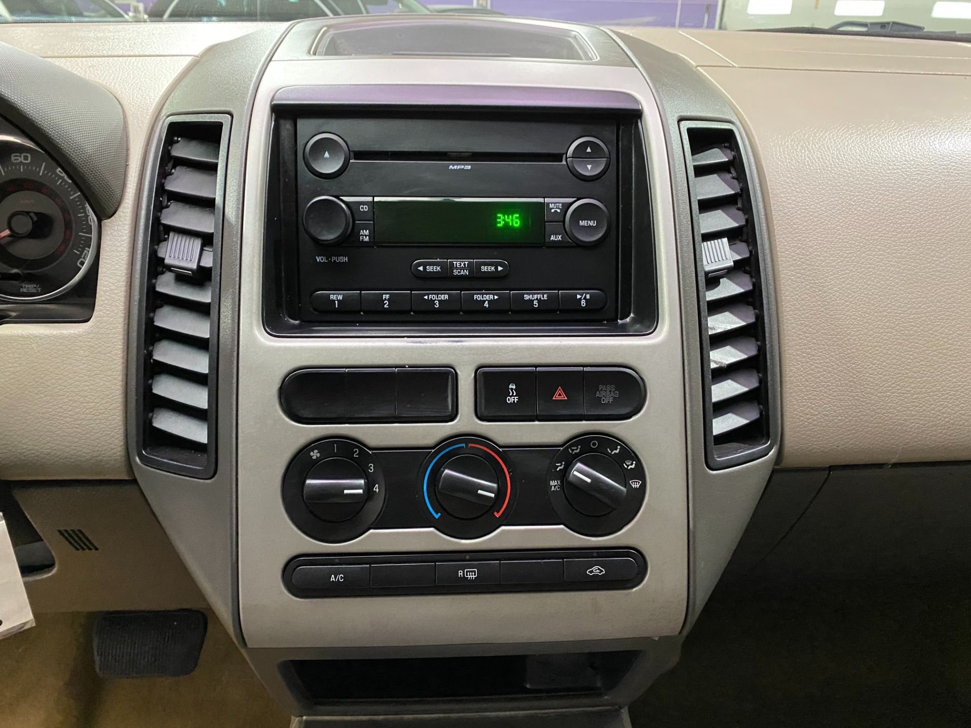 Used-2007-Ford-Edge-SE