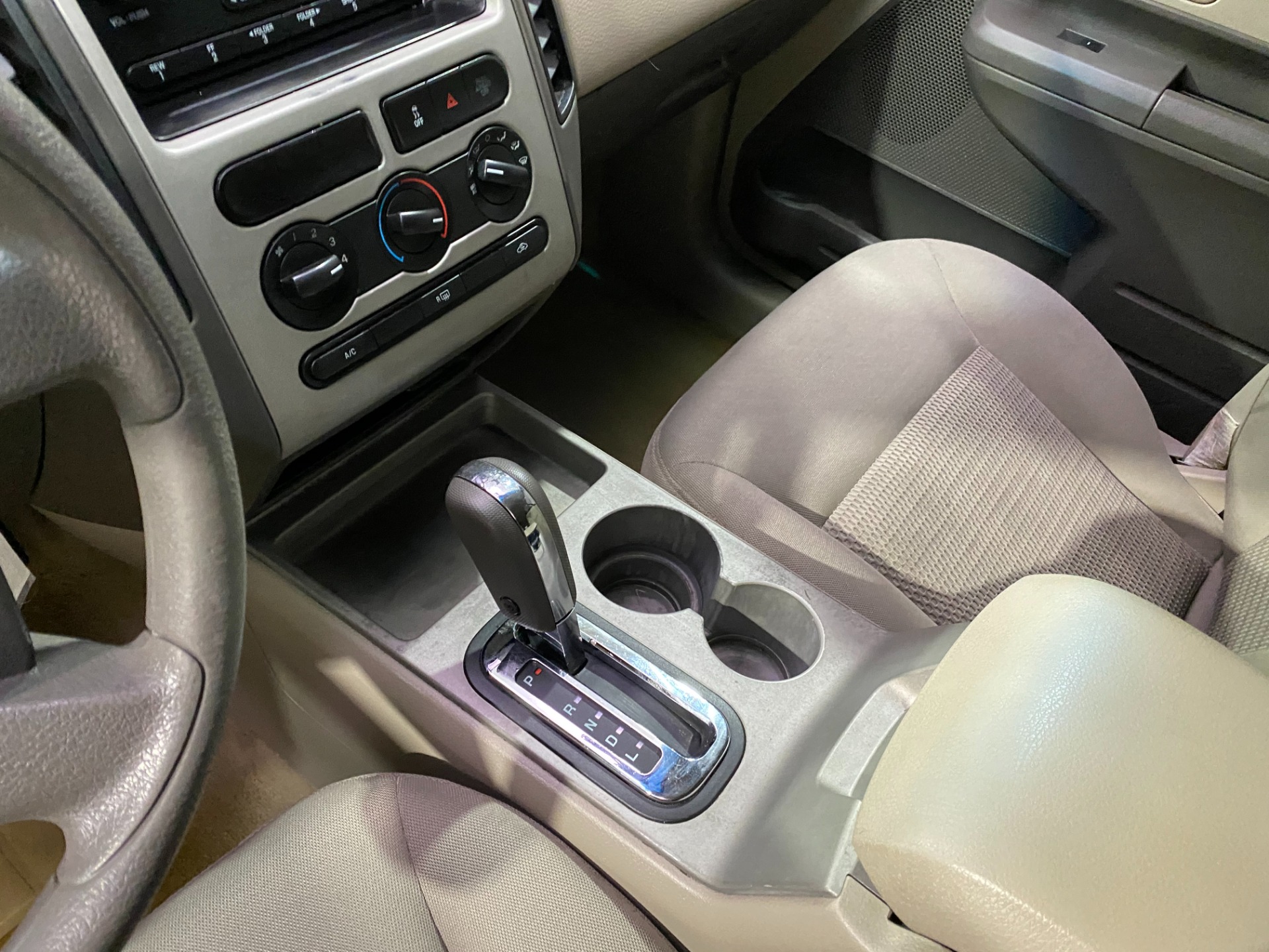 Used-2007-Ford-Edge-SE