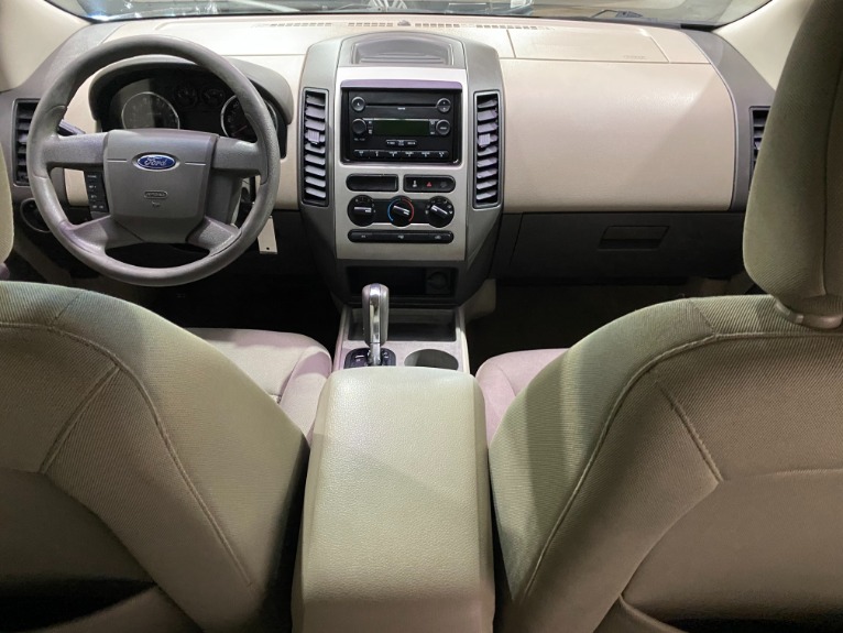Used-2007-Ford-Edge-SE