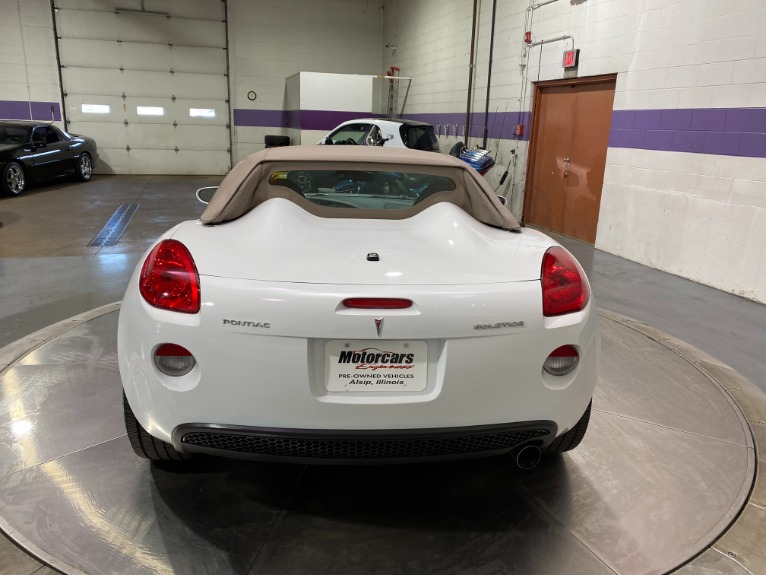 Used-2007-Pontiac-Solstice-Convertible-RWD