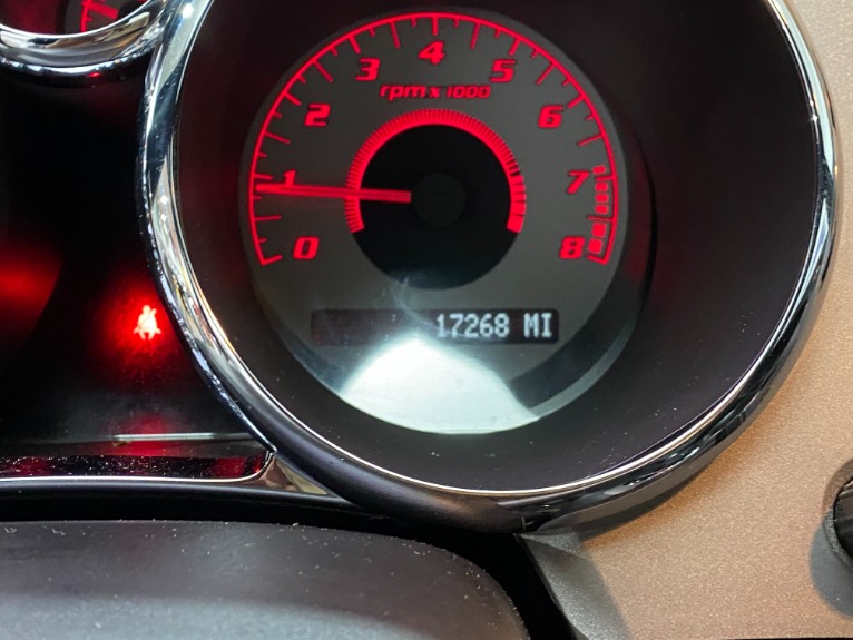 Used-2007-Pontiac-Solstice-Convertible-RWD