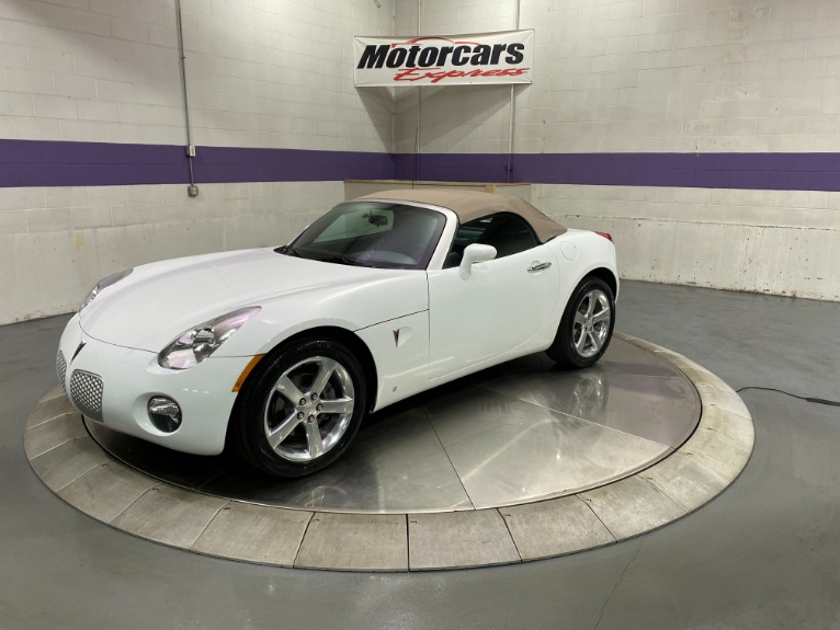 Used-2007-Pontiac-Solstice-Convertible-RWD