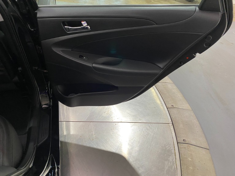 Used-2012-Hyundai-Sonata-Limited-FWD