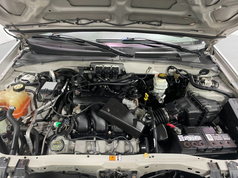 Used-2005-Ford-Escape-XLT-AWD